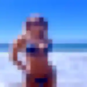 Urielle, 20 ans, en ligne à Allauch pour un rencontre sexy