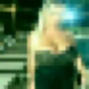 Kenza, 26 ans, en ligne à Amiens pour une rencontre coquine