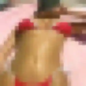 Siham, 41 ans, en ligne à Annecy pour une rencontre coquine