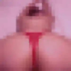 Contacte Ornella, 29 ans à Arnage en privé