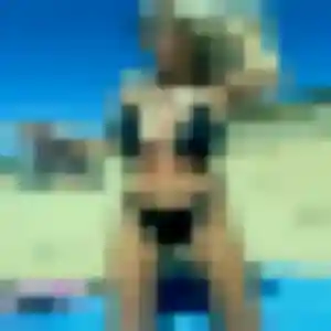 Elodie, fille de 20 ans cherche rencontre sexy à Aubigny-sur-Nère