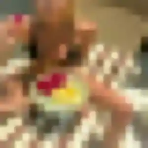 Profil de Kenza à Balaruc-les-Bains (22 ans) - rencontre sexy discret