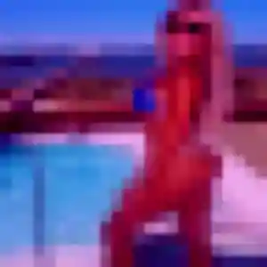 Alienor (42 ans) à Bidart attend une rencontre ce soir