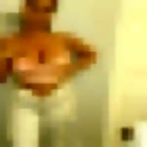 Maeva, 24 ans, connectée à Bondues pour une rencontre coquine