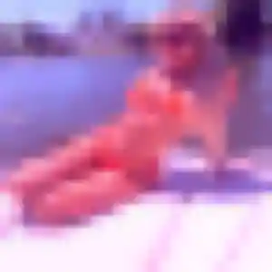 Photo de Erika à Bormes-les-Mimosas (37 ans) - rencontre sexy anonyme