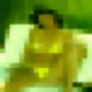 Alienor, 27 ans, connectée à Briec pour une rencontre coquine