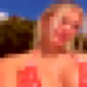 Uranie (33 ans) à Bron cherche un rencontre sexy ce soir