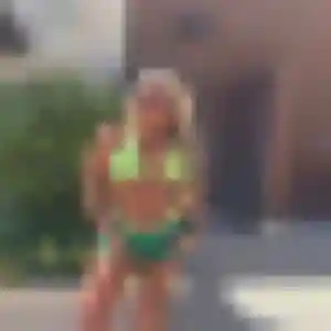 Photo privée de Leontine, 33 ans à Canéjan - plan discret