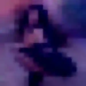 Madeleine (22 ans) à Canéjan cherche une rencontre maintenant