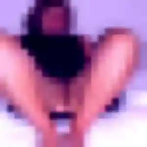 Rejoins Louisa, 31 ans à Castelnau-d'Estrétefonds en privé