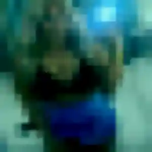 Bettina, 20 ans, dispo pour rencontre sexy à Cébazat