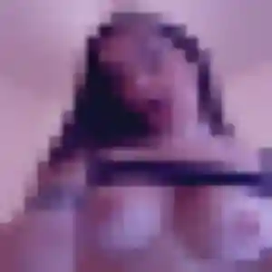 Gaia, femme de 23 ans veut rencontre sexy à Charbonnières-les-Bains