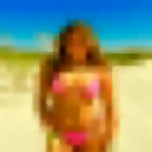 Siham de Charvieu-Chavagneux, 21 ans - rencontre sexy en toute liberté