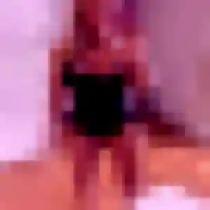 Contacte Anne-Laure, 44 ans à Clermont-Ferrand en privé