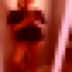 Geraldine, 33 ans, en ligne à Colombes pour une rencontre coquine