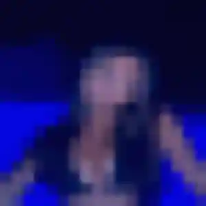 Photo exclusive de Louise, 20 ans à Cormelles-le-Royal - rencontre coquine