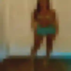 Lucie de Cournonterral, 22 ans - rencontre sexy discret