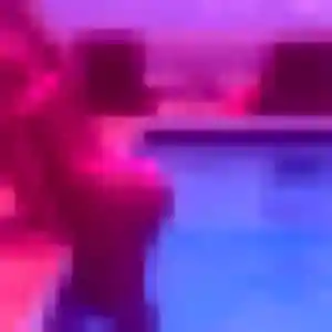 Charmante Wahiba, 45 ans à Domérat - voir sa photo
