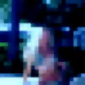 rencontre sexy à Ensuès-la-Redonne : photo de Elvire, 22 ans - sans engagement
