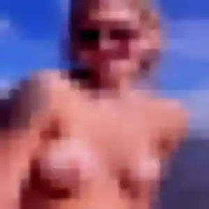 Yasmine, femme de 39 ans cherche rencontre sexy à Eyguières