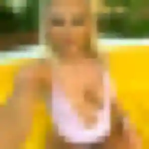 Adele, 38 ans, en ligne à Ézanville pour une rencontre coquine