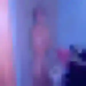 Sexy Elsa, 20 ans à Fronton - la contacter