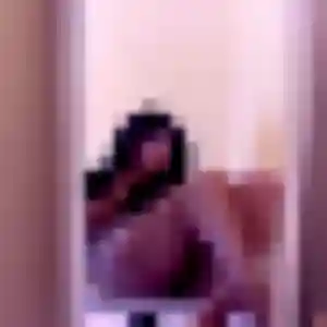 Sexy Lina, 24 ans à Guilherand-Granges - voir sa photo