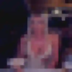 Olga, femme de 37 ans propose rencontre sexy à Issoire
