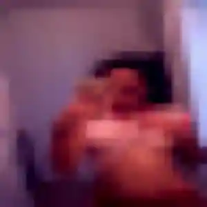 Caroline de La Celle-Saint-Cloud, 21 ans - rencontre sexy en toute liberté