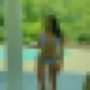Lamia, 22 ans, connectée à La Ferté-Saint-Aubin pour un rencontre sexy