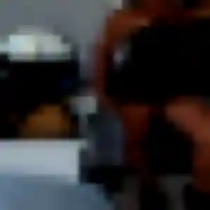 Corinne de Langueux, 34 ans - rencontre sexy discret