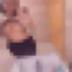 Adelaide, 19 ans, disponible à Magny-les-Hameaux pour une rencontre coquine
