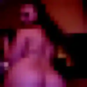 Contacte Hilary, 23 ans à Marck en privé