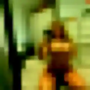 Melodie, 19 ans, en ligne à Monts pour une rencontre coquine