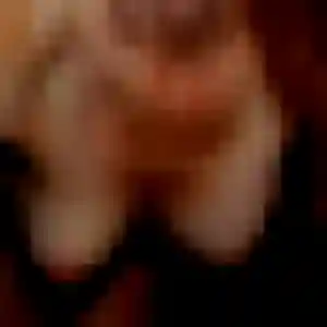 Photo privée de Eglantine, 19 ans à Moret-Loing-et-Orvanne - rencontre sans lendemain