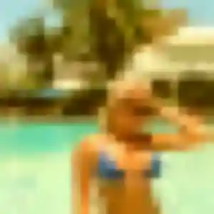 Photo de Bernadette à Mouguerre (28 ans) - rencontre sexy discret