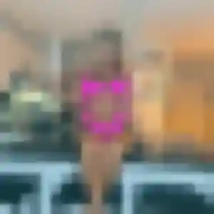 Contacte Emmanuelle, 35 ans à Mouilleron-le-Captif en privé