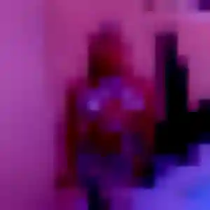 Roxane, 34 ans, en ligne à Neuves-Maisons pour une rencontre coquine