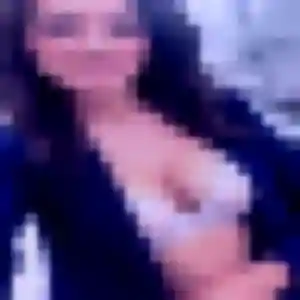 Caroline, 27 ans, veut un rencontre sexy à Pau