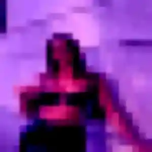 Rejoins Amandine, 22 ans à Pointe-Noire en privé