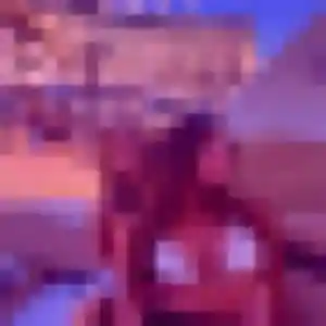 Eleonore, femme de 19 ans propose rencontre sexy à Rousset
