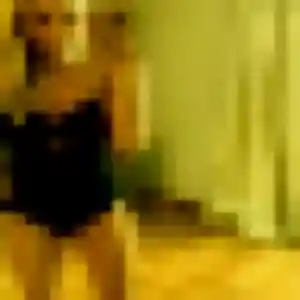 Charmante Azalee, 40 ans à Saint-André-de-Cubzac - voir sa photo