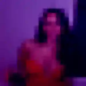 Anne-Charlotte, 35 ans, en ligne à Saint-Barthélemy-d'Anjou pour un rencontre sexy