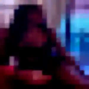 Camille, 26 ans, connectée à Saint-Denis-lès-Bourg pour un rencontre sexy