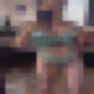 Rejoins Typhaine, 34 ans à Saint-Gély-du-Fesc en privé