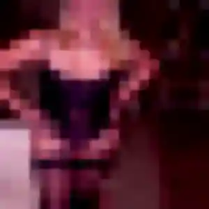 rencontre sexy à Saint-Mandrier-sur-Mer : photo de Clotilde, 30 ans - inscription gratuite