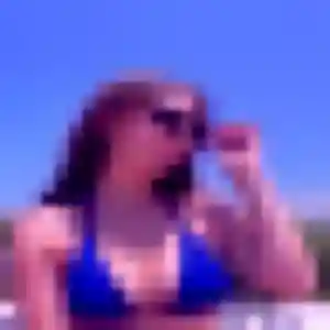 Caroline (19 ans) à Sannois propose une rencontre rapidement
