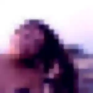 Sexy Urielle, 22 ans à Sénas - découvrir son profil