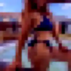 Wahiba, fille de 22 ans propose rencontre sexy à Sèvres