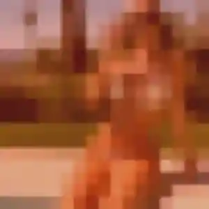 Nadine (31 ans) à Tain-l'Hermitage attend un rencontre sexy maintenant